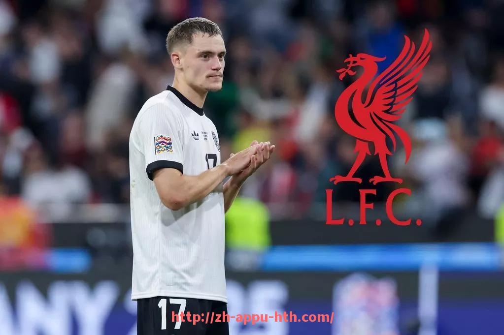 华体会hth官方网站下载-拥有三冠王荣誉的意甲俱乐部及其巅峰赛季介绍