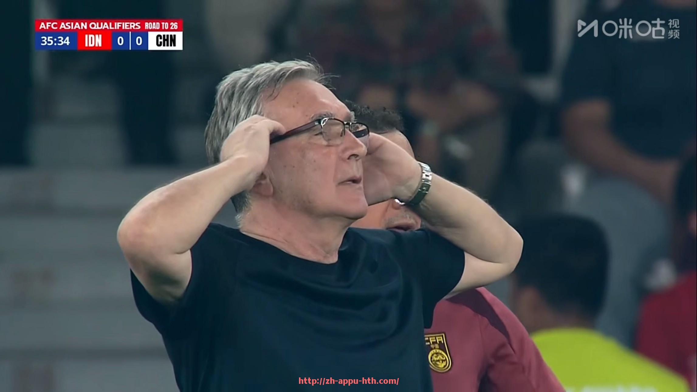 华体会hth官方网站下载-火箭队与勇士队比赛的完整录像回放分享