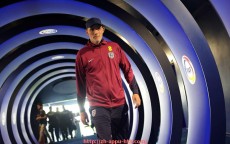 华体会hth官方网站下载-英超联赛中的知名足球运动员及其成就介绍